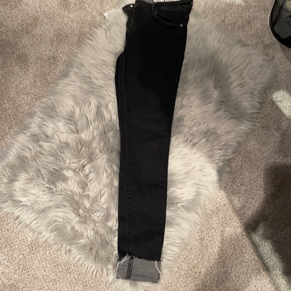 Zara skinny jeans (mid rise)